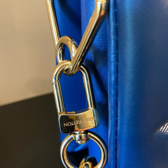 ⭐️🌟✨ NWT 2022 Edition RARE Louis Vuitton Denim Collection Coussins PM. - Picture 3 of 16